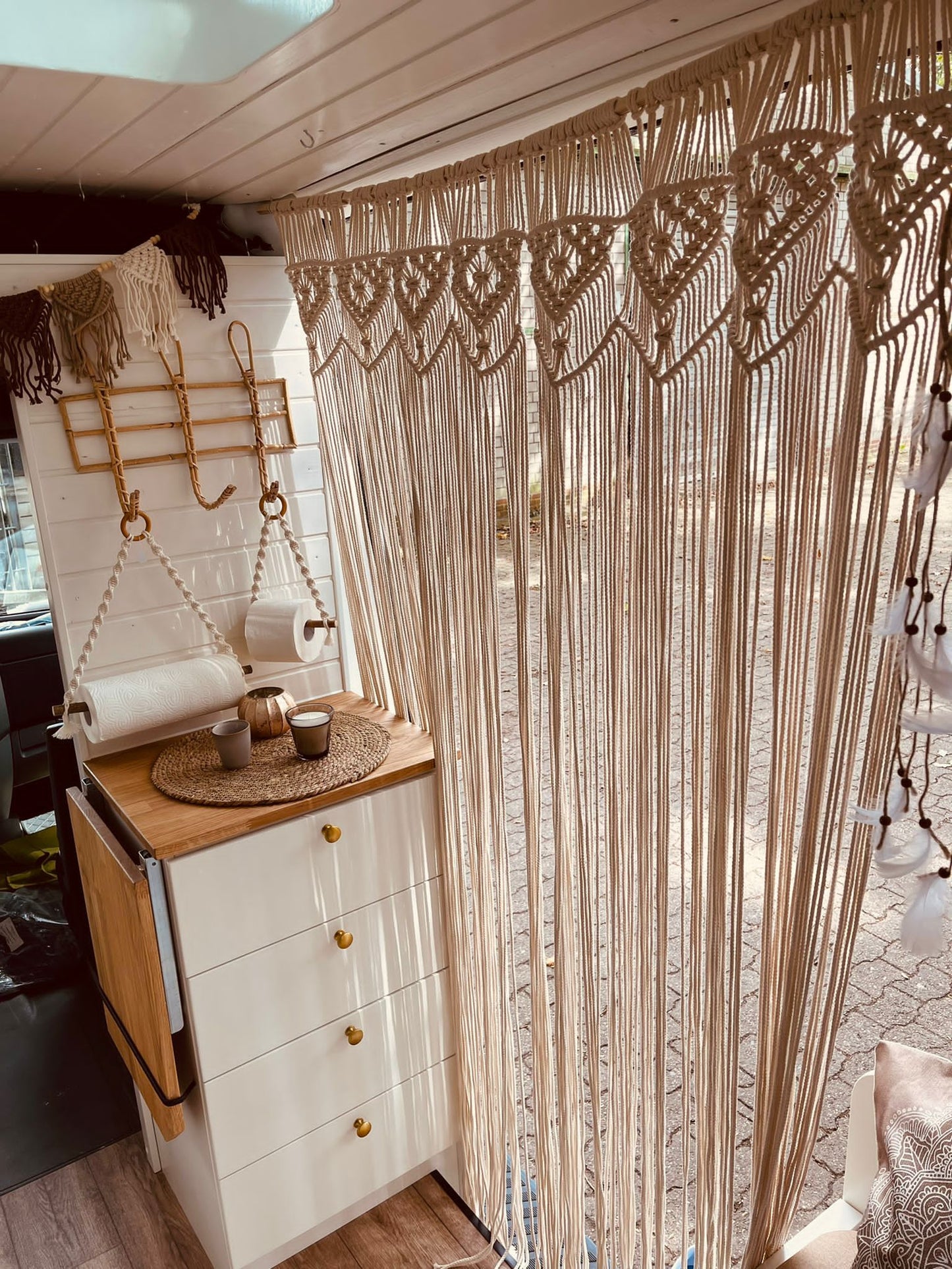 Makramee-Vorhang fürs Vanlife und Zuhause (von Knotenliebe by Sina Milde)