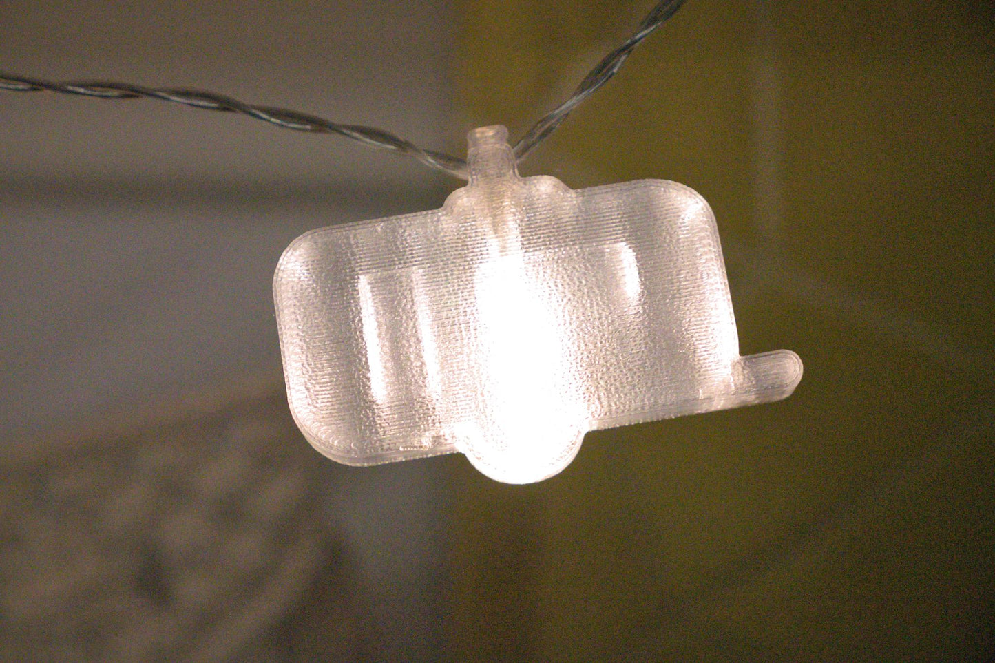 Lichterketten-Clips mit Campingmotiven (12 Stück)