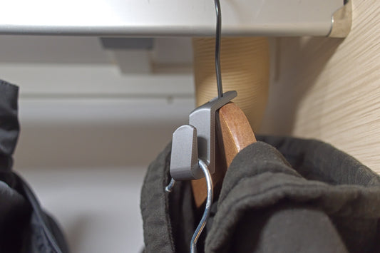 Kleiderbügelhaken zum Aneinanderhängen mehrerer Bügel