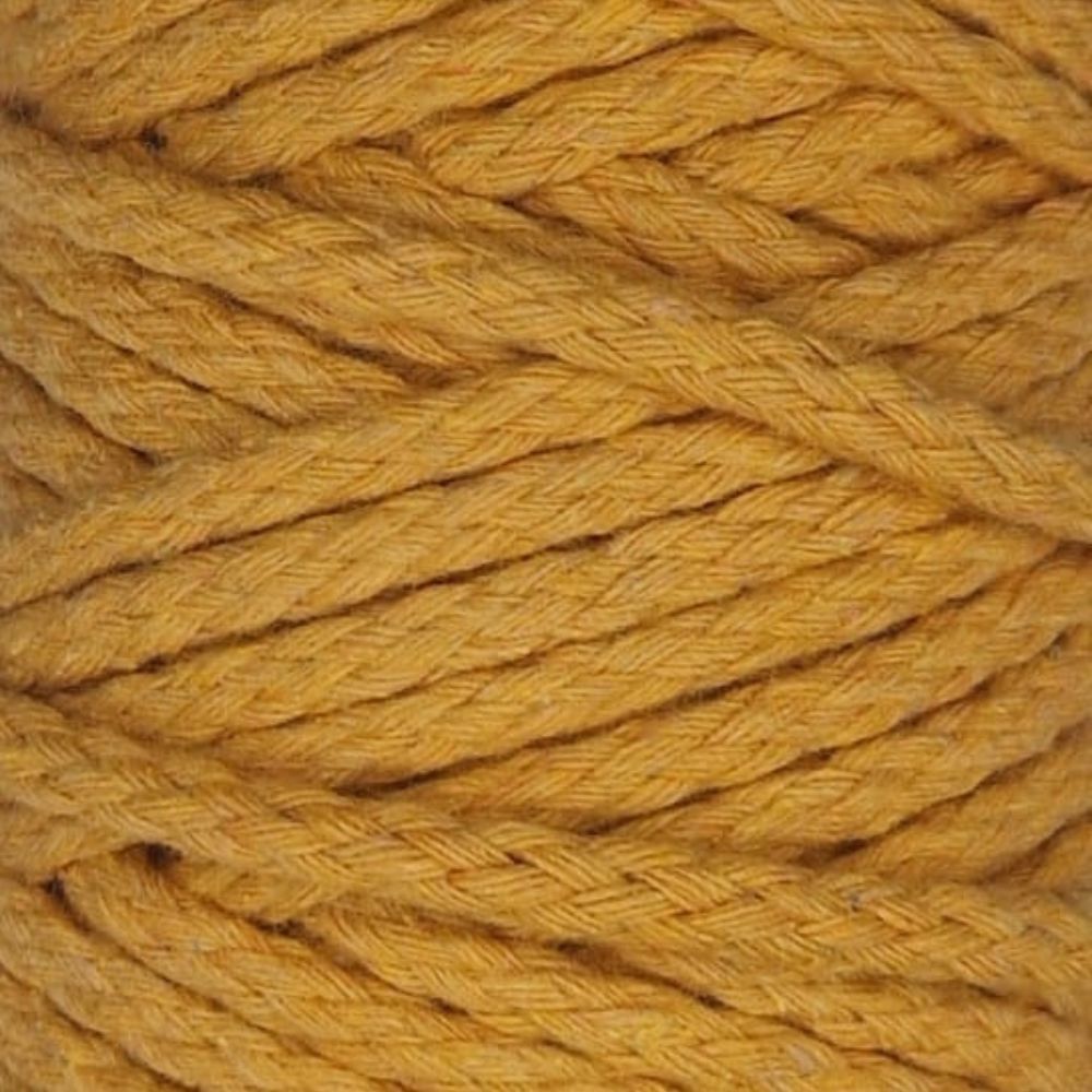 Mini-Makramee-Wimpel für Wimpelkette - personalisierbar (von Knotenliebe by Sina Milde)