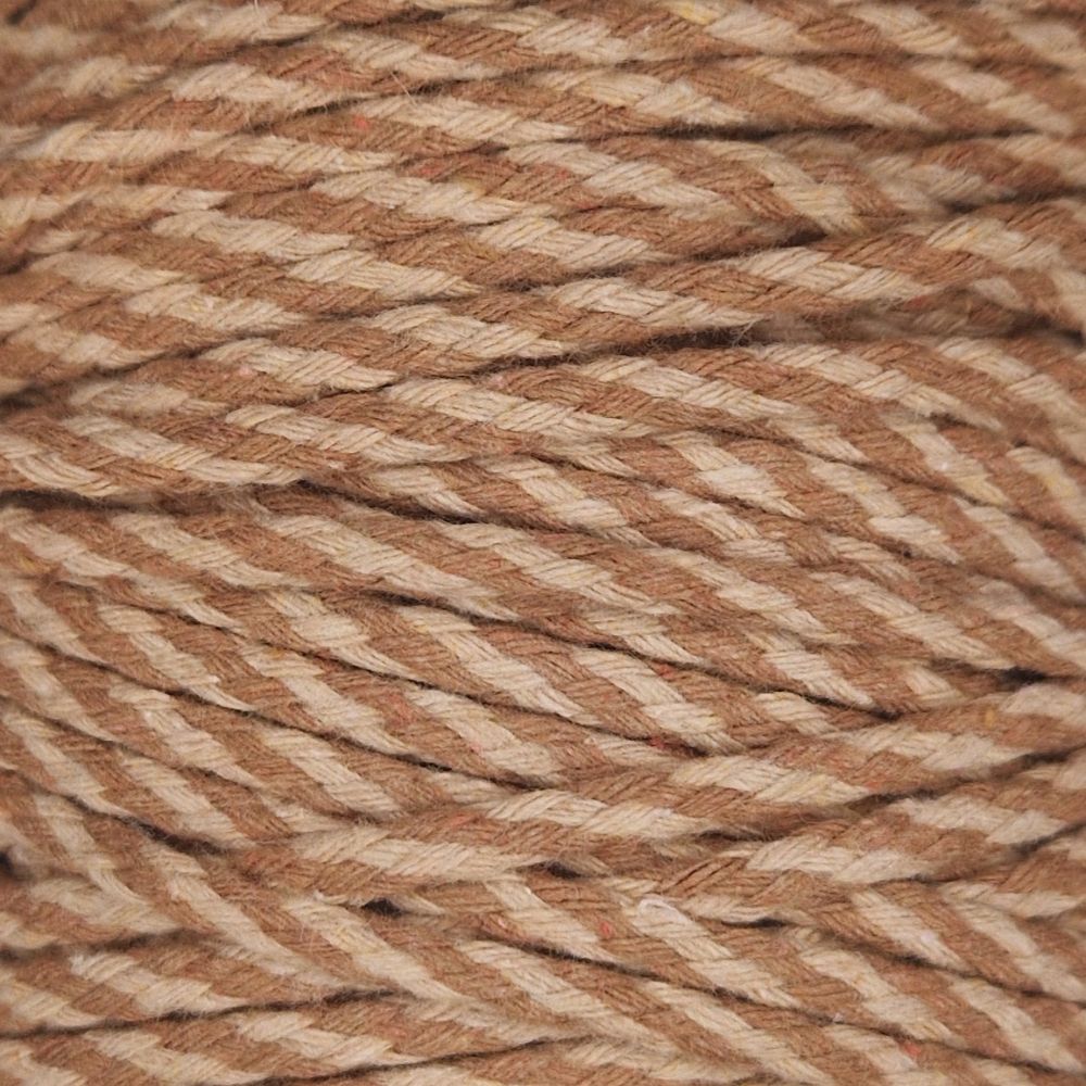 Mini-Makramee-Wimpel für Wimpelkette - personalisierbar (von Knotenliebe by Sina Milde)