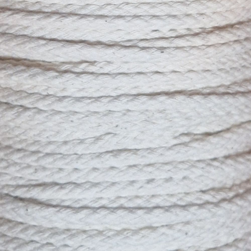 Mini-Makramee-Wimpel für Wimpelkette - personalisierbar (von Knotenliebe by Sina Milde)