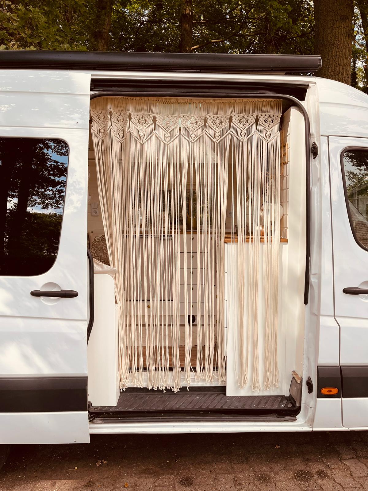 Makramee-Vorhang fürs Vanlife und Zuhause (von Knotenliebe by Sina Milde)