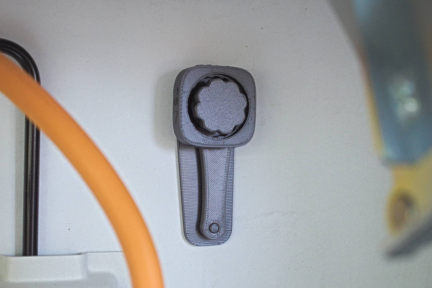 Gasflaschen-Werkzeugset inkl. Halterung (klein)