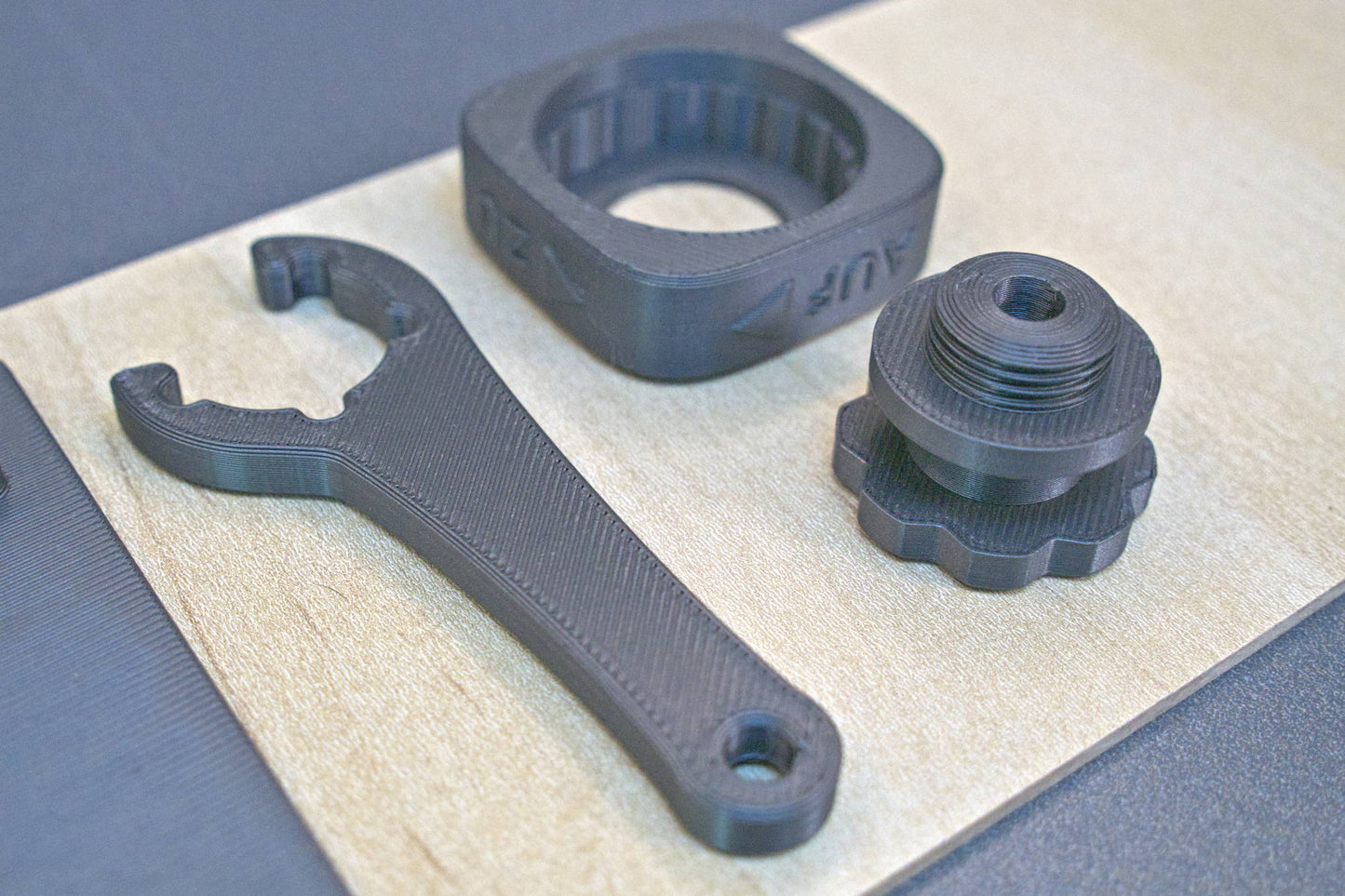 Gasflaschen-Werkzeugset inkl. Halterung (klein)