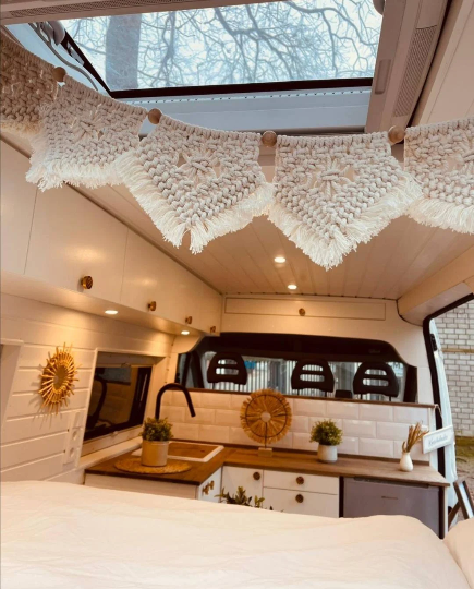 Makramee-Wimpelkette (von Knotenliebe by Sina Milde)