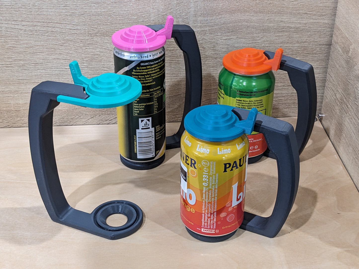 Bierkrughalter mit Klappdeckel für Getränkedosen