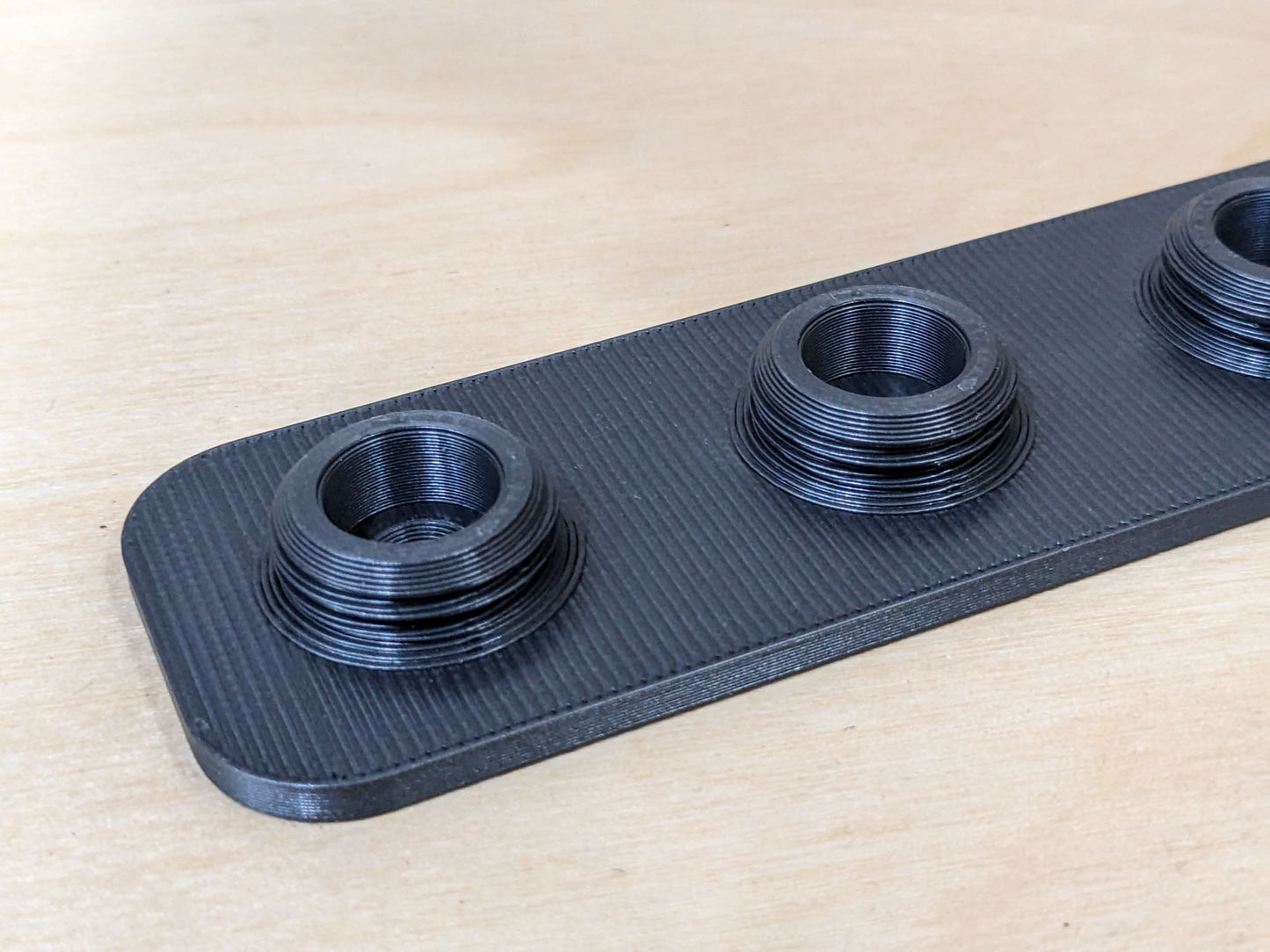 Gas-Fülladapter Halter (für Europaflaschen-Füllset)