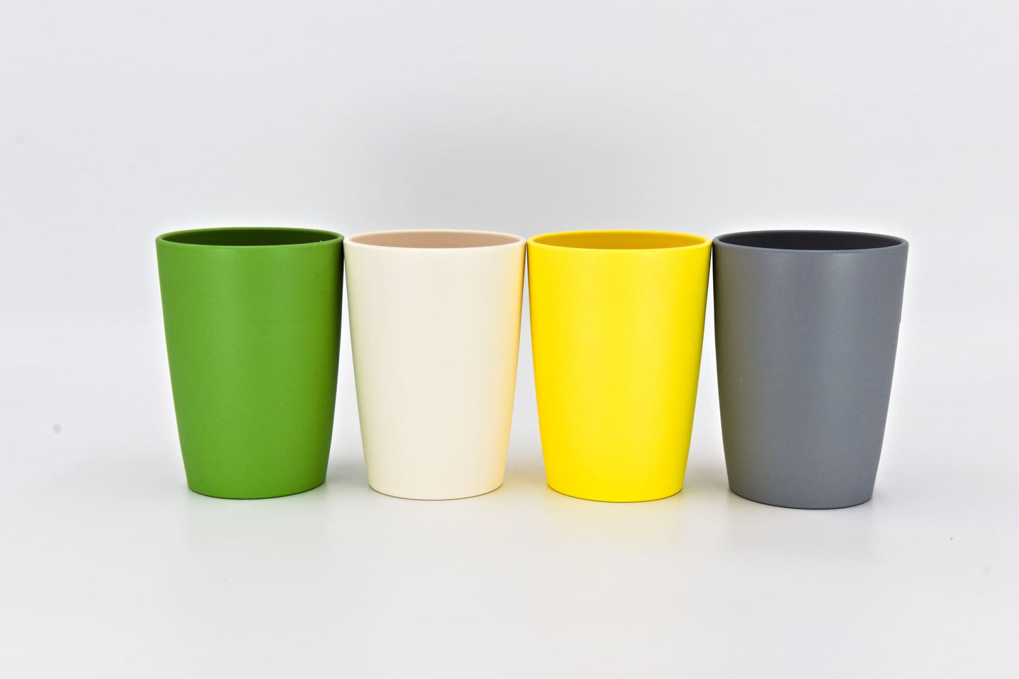 Campinggeschirr-Set aus umweltfreundlichem Biopolymer – robust, leicht & nachhaltig