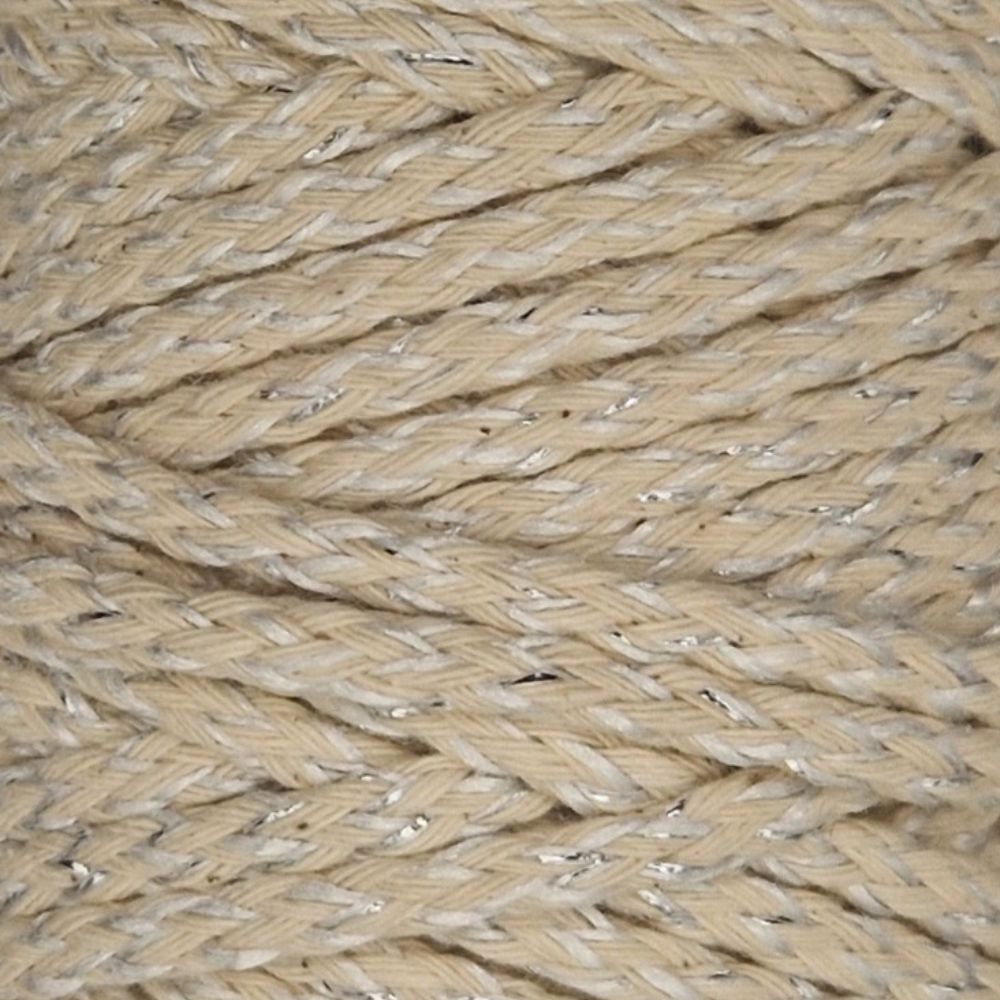 Mini-Makramee-Wimpel für Wimpelkette - personalisierbar (von Knotenliebe by Sina Milde)