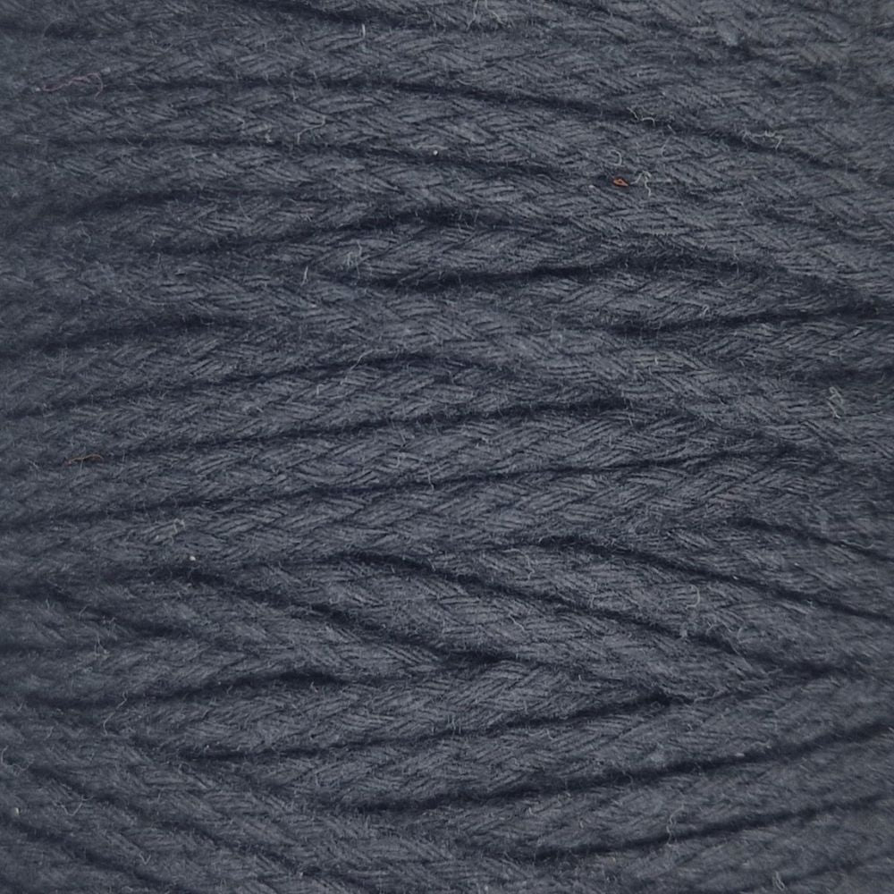 Mini-Makramee-Wimpel für Wimpelkette - personalisierbar (von Knotenliebe by Sina Milde)